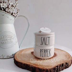 NEW Rae Dunn  Stackable SALT & PEPPER Cellars Set